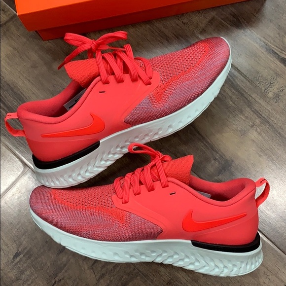 NIKE ODYSSEY REACT 2 FLYKNIT WMNS - Picture 12 of 16